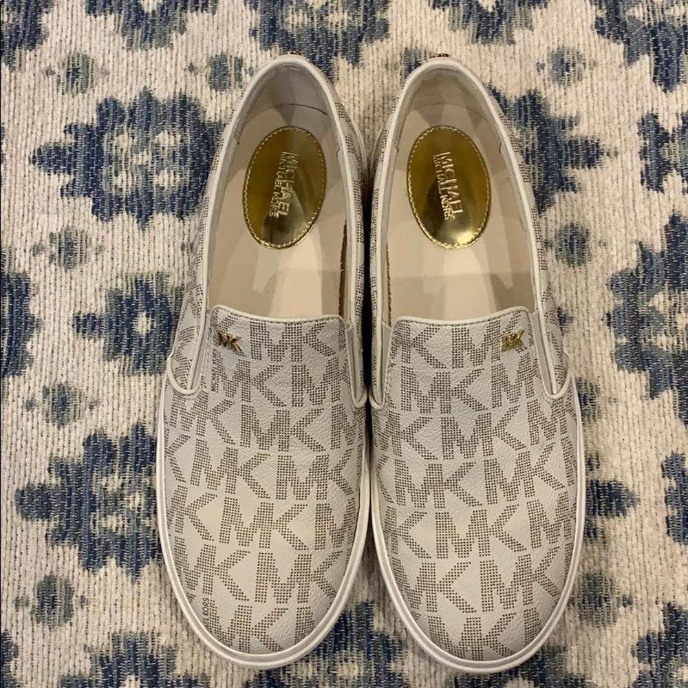 Michael Kors - MK logo print slip on sneakers